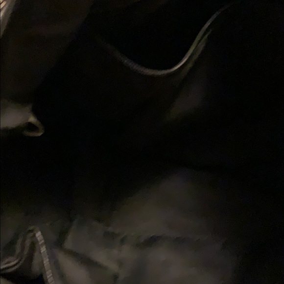 A BLACK THIN BAG WITH SEQUINS COVERING THE FRONT - Picture 3 of 4